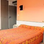Hotel Le Bratoria , Anciennement Le Saint Vincent Vourles