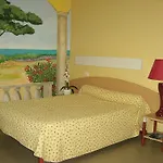 Le Bratoria , Anciennement Le Saint Vincent Hotel