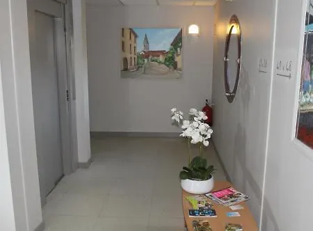 Le Saint Vincent Lyon Sud 3* Vourles