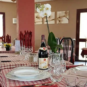 Le Saint Vincent Lyon Sud Hotel