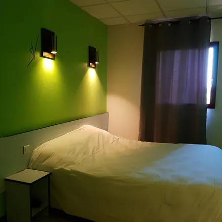 Hotell Le Saint Vincent Lyon Sud 3*