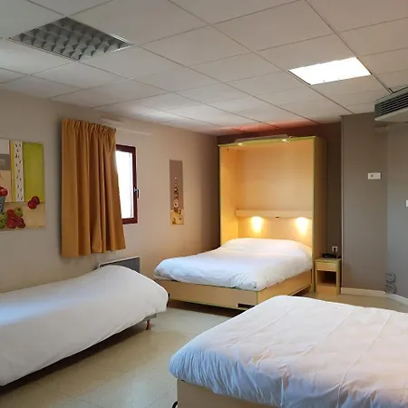 Hotell Le Saint Vincent Lyon Sud 3*
